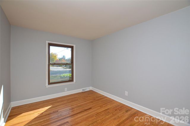 9313 Trinity Road, Charlotte, NC 28216