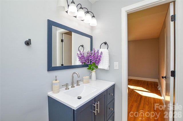 9313 Trinity Road, Charlotte, NC 28216