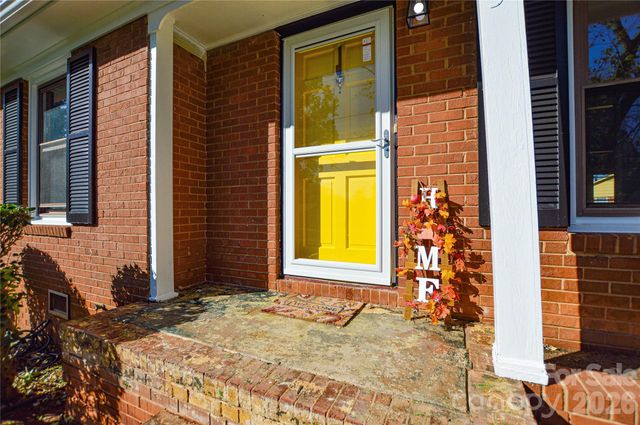 9313 Trinity Road, Charlotte, NC 28216