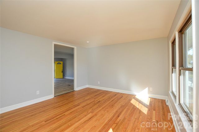 9313 Trinity Road, Charlotte, NC 28216