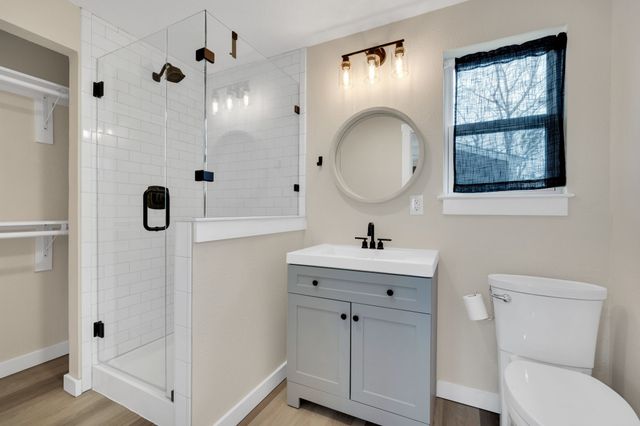 107 Sewell Avenue, Midlothian, TX 76065