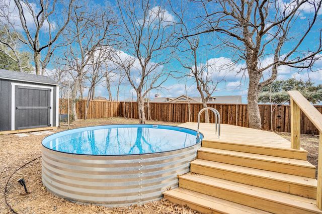 107 Sewell Avenue, Midlothian, TX 76065