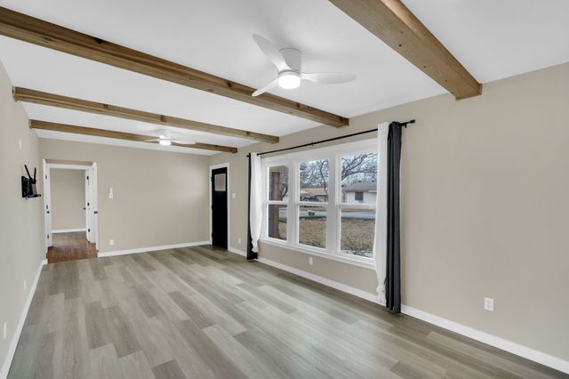 107 Sewell Avenue, Midlothian, TX 76065