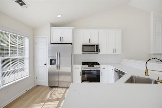 523 Bass Pointe NW, Kennesaw, GA 30144