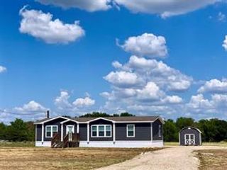 136 County Road 44480, No City, TX 75462