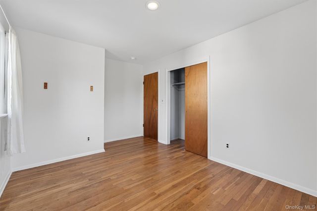 11 Hilltop Lane, Warwick, NY 10990