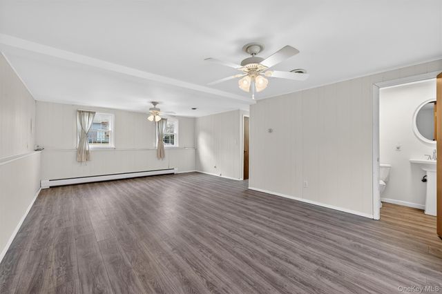 11 Hilltop Lane, Warwick, NY 10990