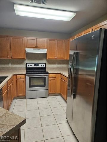 4752 Golfview BLVD, Lehigh Acres, FL 33973