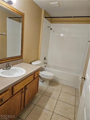 4752 Golfview BLVD, Lehigh Acres, FL 33973