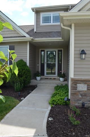 9319 Twin Leaf Court, Roanoke, IN 46783