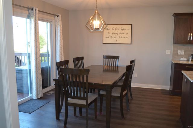 9319 Twin Leaf Court, Roanoke, IN 46783