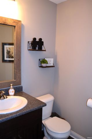 9319 Twin Leaf Court, Roanoke, IN 46783