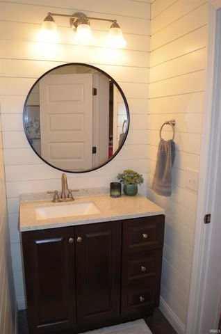 9319 Twin Leaf Court, Roanoke, IN 46783