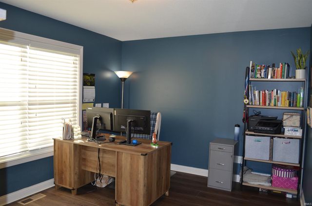 9319 Twin Leaf Court, Roanoke, IN 46783