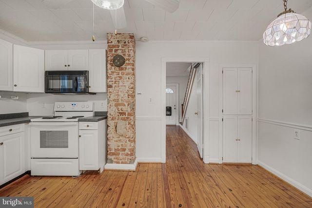 918 MERCER ST, Fredericksburg, VA 22401