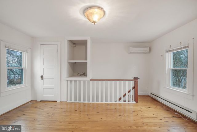 918 MERCER ST, Fredericksburg, VA 22401