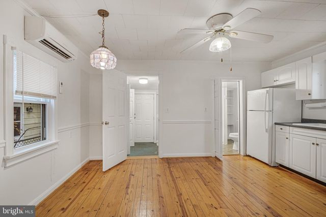 918 MERCER ST, Fredericksburg, VA 22401