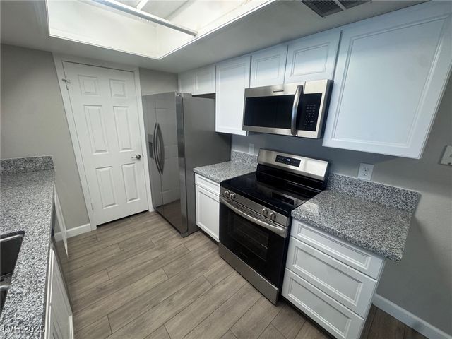 3550 Bay Sands Drive 2045, Laughlin, NV 89029