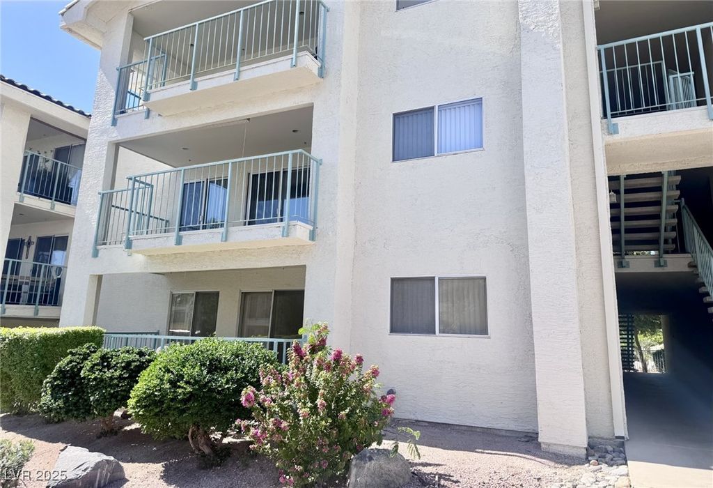3550 Bay Sands Drive 2045, Laughlin, NV 89029