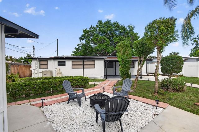 6020 CRESTHILL DRIVE, Tampa, FL 33615