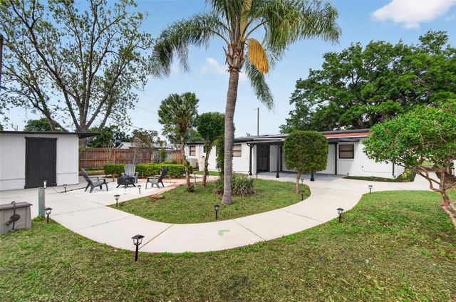 6020 CRESTHILL DRIVE, Tampa, FL 33615