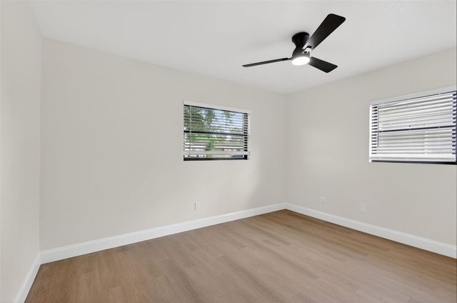 6020 CRESTHILL DRIVE, Tampa, FL 33615