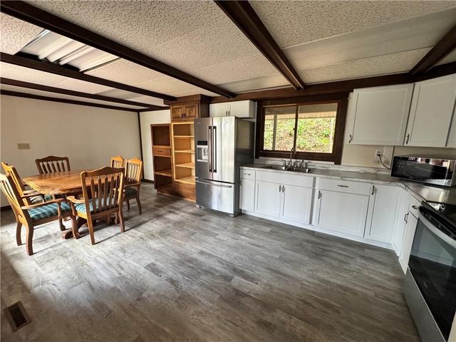 7708 Broken Arrow Road, Hayward, WI 54843