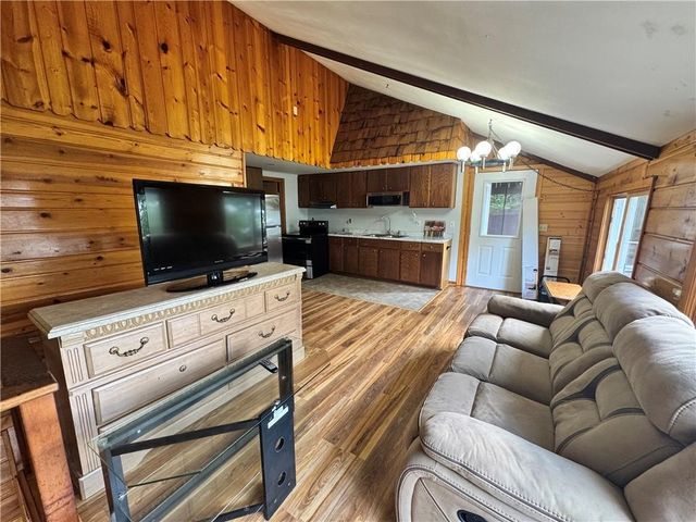 7708 Broken Arrow Road, Hayward, WI 54843