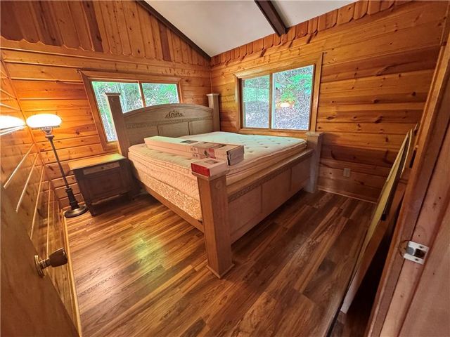 7708 Broken Arrow Road, Hayward, WI 54843