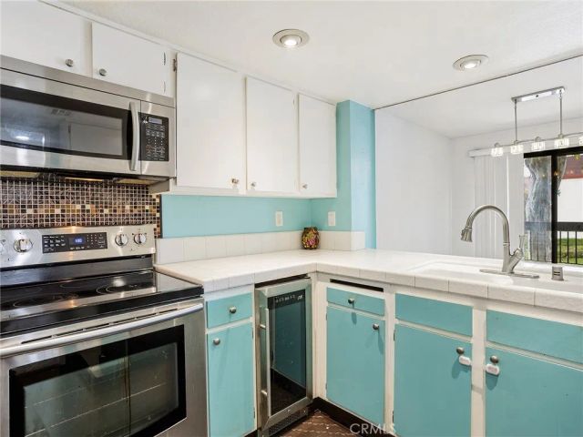 230 Bethany Road 237, Burbank, CA 91504