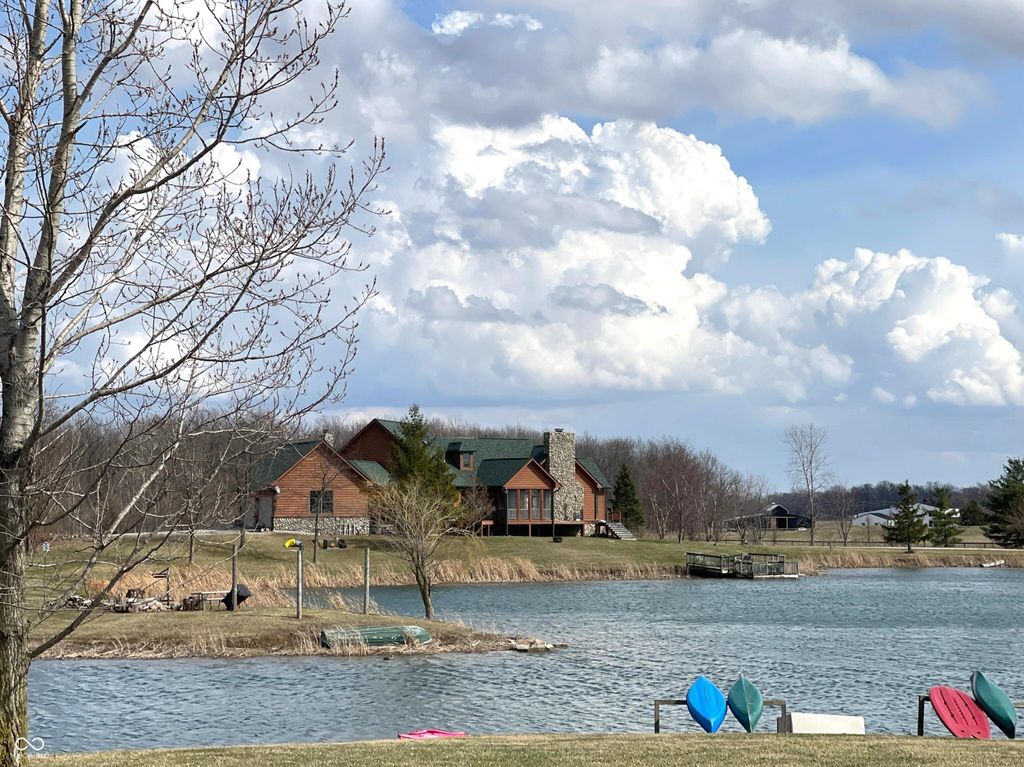 5236 E 200 S, Whitestown, IN 46075