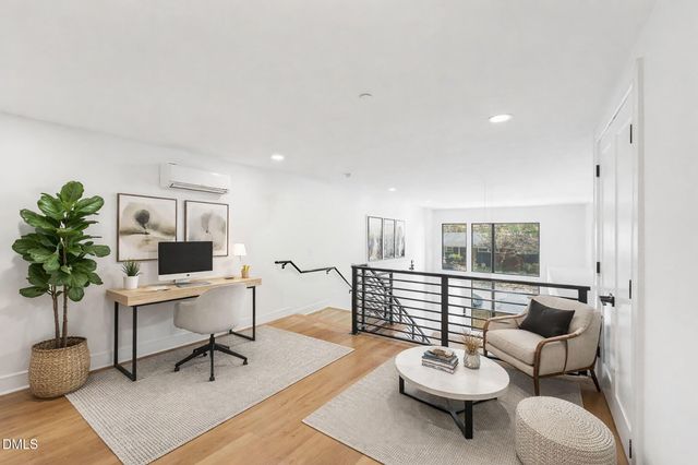 615 Daniels Street 111, Raleigh, NC 27605