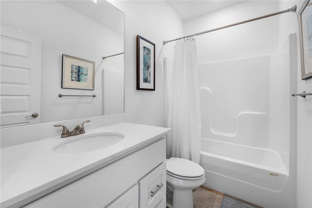 4027 E Utica Lane, Fayetteville, AR 72701