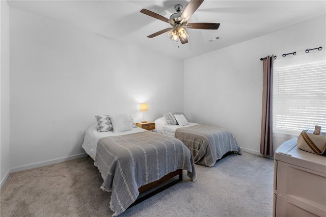 4027 E Utica Lane, Fayetteville, AR 72701