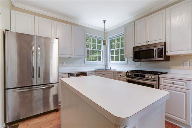104 Kraft CT, Yorktown, VA 23693