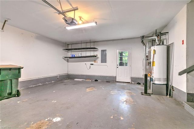 104 Kraft CT, Yorktown, VA 23693