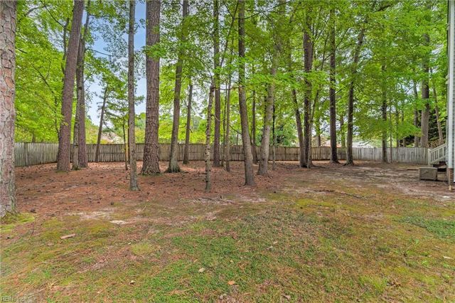 104 Kraft CT, Yorktown, VA 23693