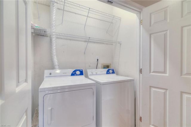 104 Kraft CT, Yorktown, VA 23693
