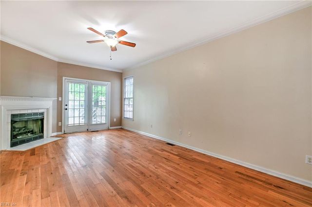 104 Kraft CT, Yorktown, VA 23693