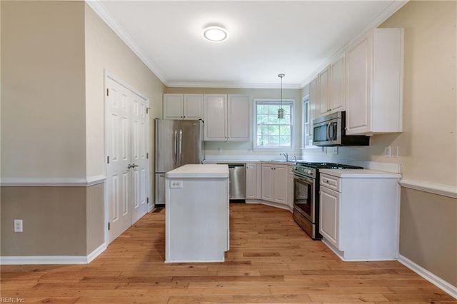 104 Kraft CT, Yorktown, VA 23693