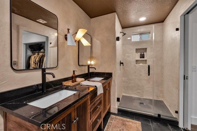 6463 Murrieta Avenue, Yucca Valley, CA 92284