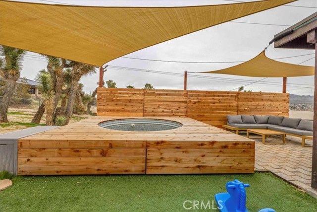 6463 Murrieta Avenue, Yucca Valley, CA 92284