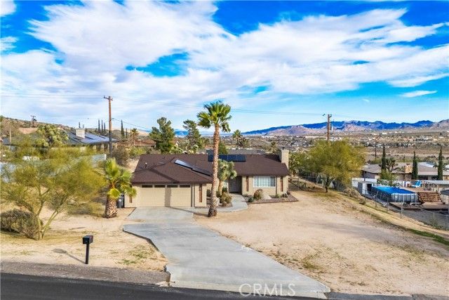 6463 Murrieta Avenue, Yucca Valley, CA 92284