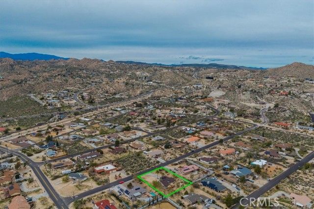 6463 Murrieta Avenue, Yucca Valley, CA 92284