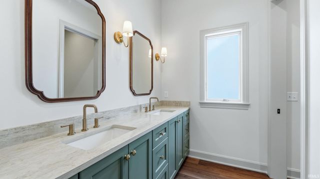 8711 Artemis Lane, Fort Wayne, IN 46825