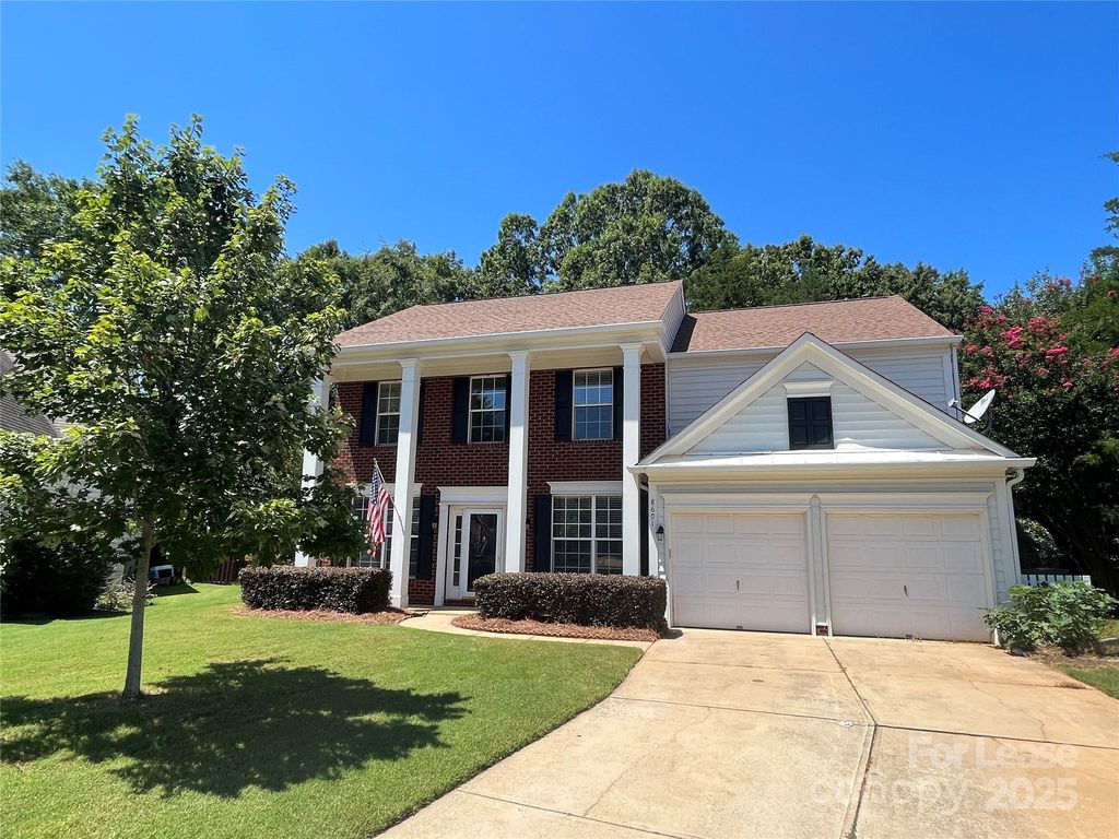 8601 Fieldcroft Drive, Charlotte, NC 28277