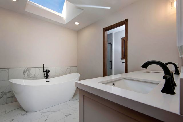 805 W Briarwood Lane, Nixa, MO 65714