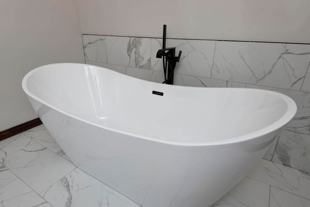 805 W Briarwood Lane, Nixa, MO 65714