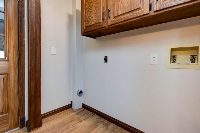 805 W Briarwood Lane, Nixa, MO 65714