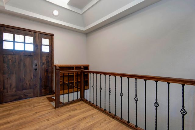 805 W Briarwood Lane, Nixa, MO 65714